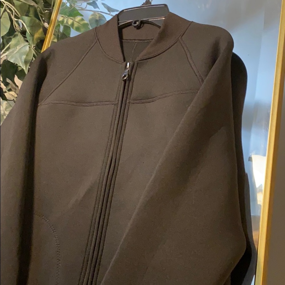 Coat - Picture 2 of 4